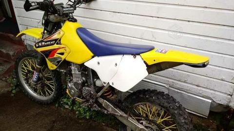 Suzuki drz 400