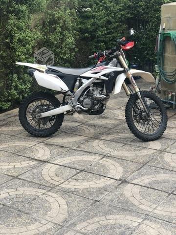 YZ250F Yamaha ao 2013 impecable