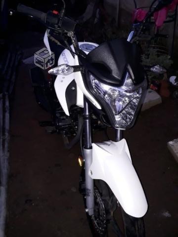 Moto Loncin 150 CC