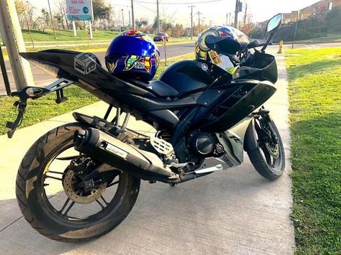 Yamaha R15