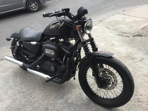 Harley Davidson Sportster Iron 883