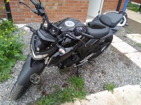 Yamaha FZ25