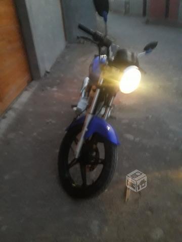 moto kewaay año 2012