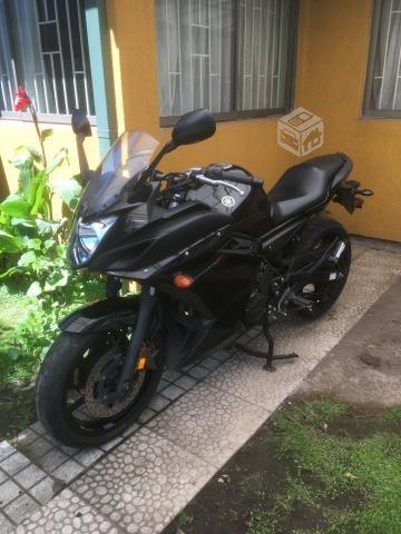 Moto Yamaha 600cc