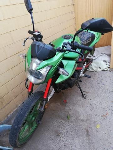 Moto 180cc