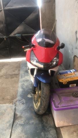 Honda cbr