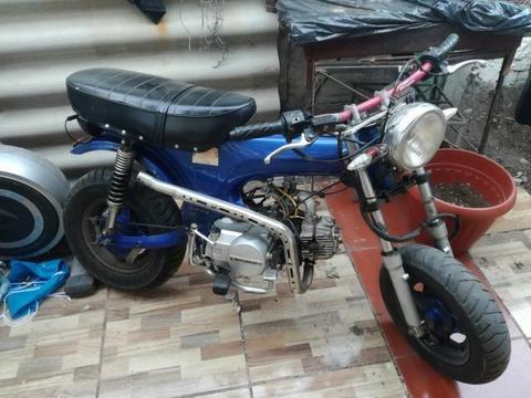 Moto Dax