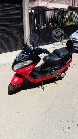 Moto scooter 150 cc papeles al dia 15.000 km