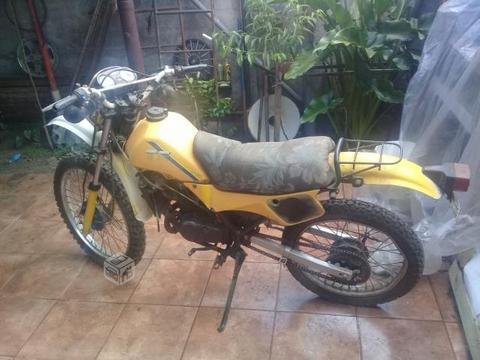 Moto suzuki enduro