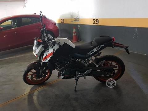 KTM Duke 200 2018 como nueva