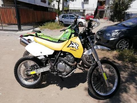 Suzuki dr 350