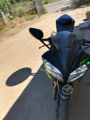 Yamaha r15
