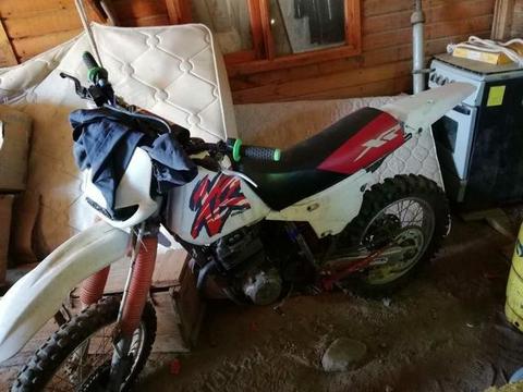 Moto honda xr 250cc