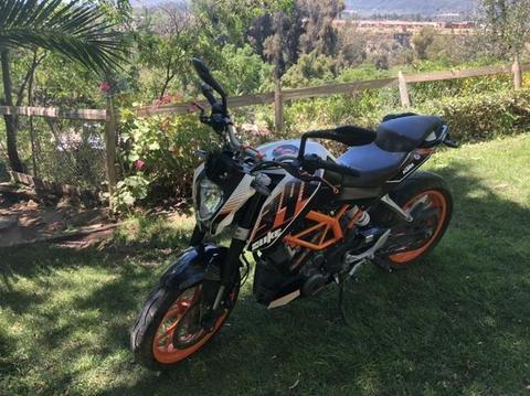 Ktm duke 390