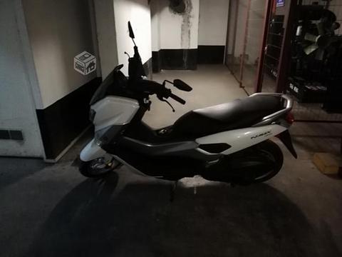 Moto Yamaha Nmax 155 cc