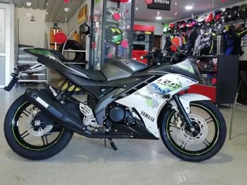 Yamaha R15