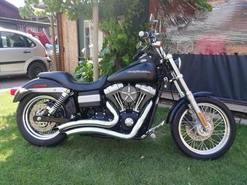 Harley Davidson dyna stret Bob 2007