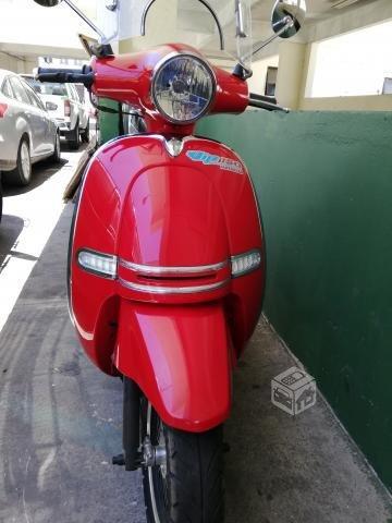 Moto Scooter Motorrad Vip 150