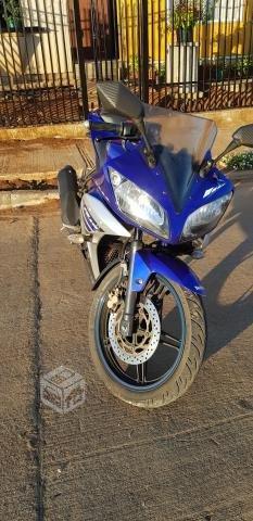 Yamaha r15