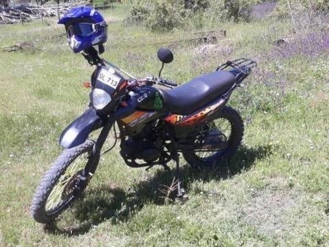 Moto DSR 200 c.c