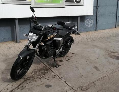 Moto Yamaha FZ 2.0 2016