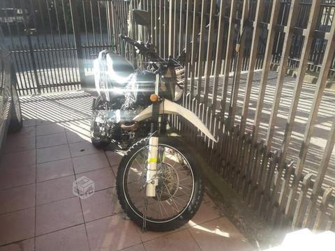 Moto (motorrad) seminueva