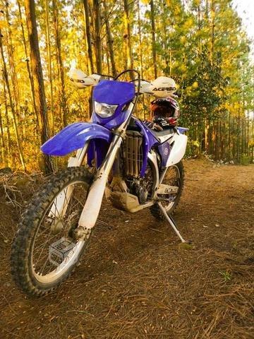 Yamaha wr250f