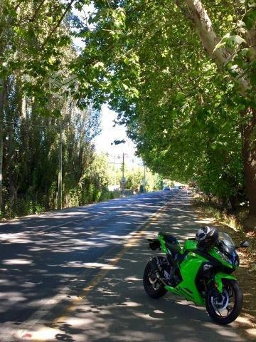 Kawasaki Ninja 300, único dueño