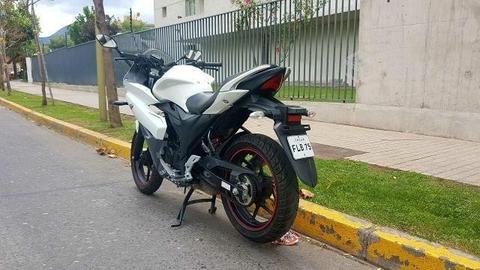 Suzuki GSx 150 SF 2016 13.000 kms