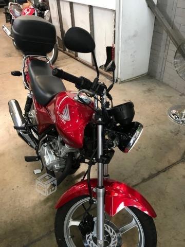 Moto Honda GL 150 Roja