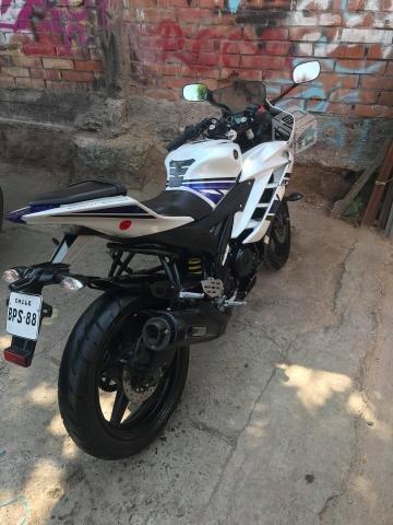 Yamaha R15 2015