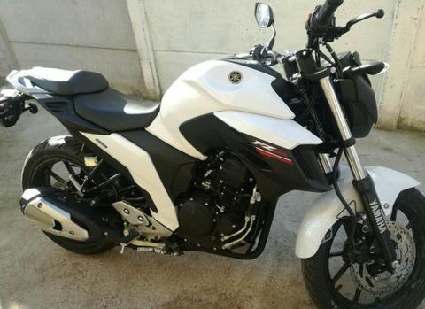 Fz 25 yamaha año 2018