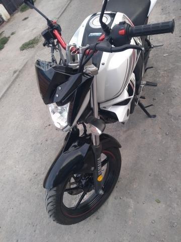 moto Yamaha fz 150D