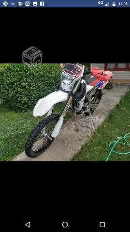 Yamaha yzf 250