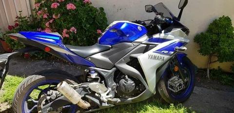 Yamaha r3 2015