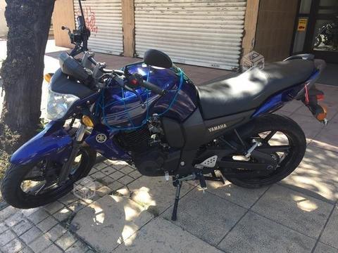 Yamaha fz16 solo 2500 km