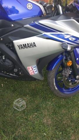 Yamaha r3