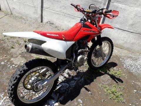 Honda crf 230f