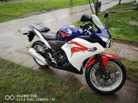 Honda CBR 250 RB Tricolor Excelente estado