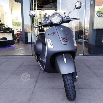 Vespa 300 gts super sport