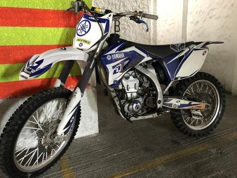 Moto yzf 450 año 2009 x renovación