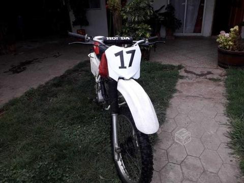 Moto Honda XR200