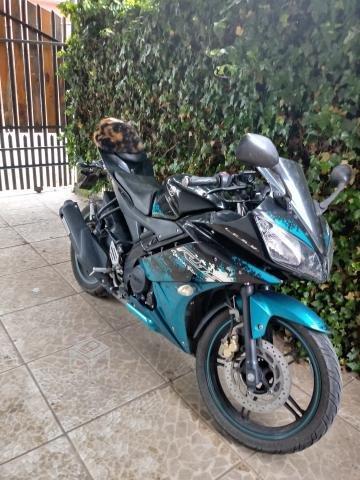 Moto r15
