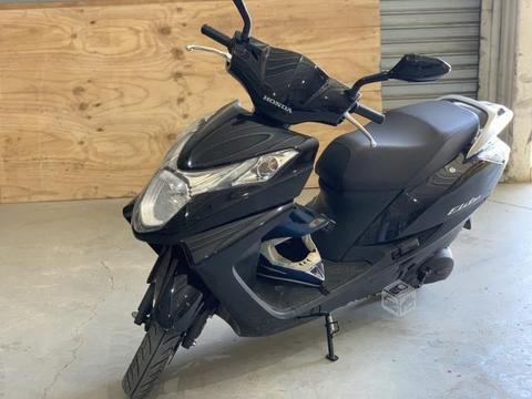 Honda elite 2017