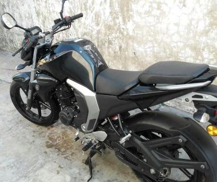 Excelente Yamaha