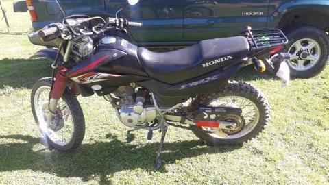 Moto honda año 2012