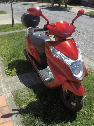 Moto Scooter Honda Élite