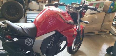 Moto Yamaha Fzn-150 año 2018 chocada para repuesto