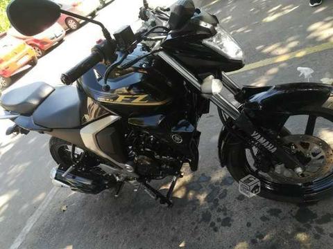 Moto yahama fz 2016 impecable