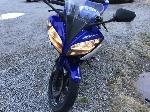 Yamaha r15